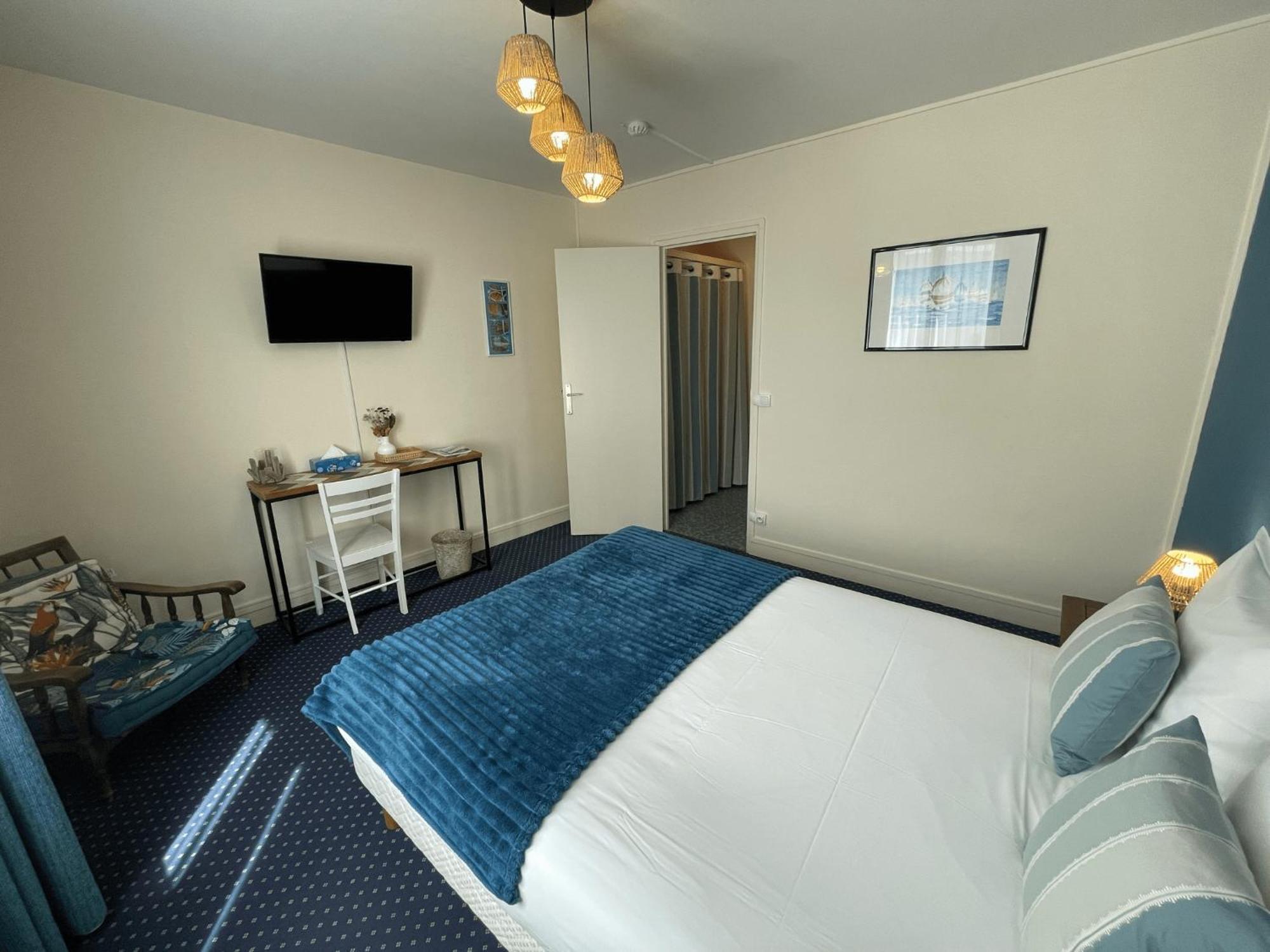 Le Trouville - Hotel De Charme Phòng bức ảnh